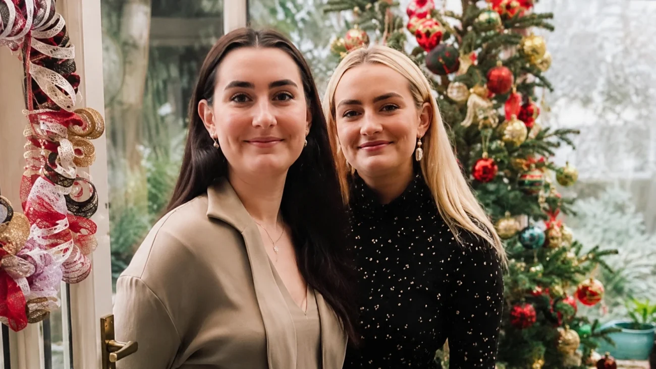 amelia dimoldenberg sister